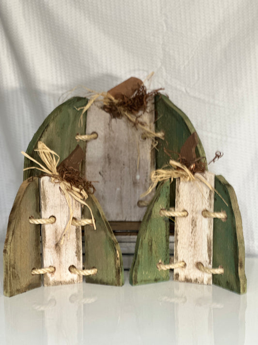 Set of 3 Tri- Fold Wood Pumpkins